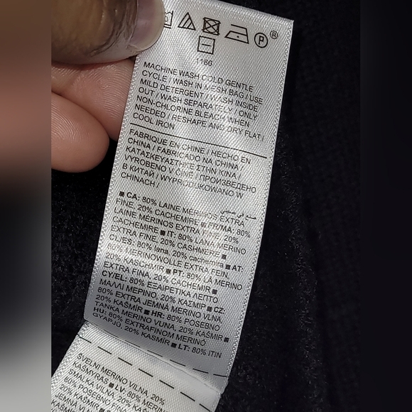 ATHLETA Wool Cashmere Alpine Turtleneck Sweater In Black Size XXS - Picture 12 of 15